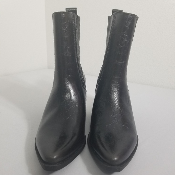 7 Dials Bootie - Picture 3 of 10